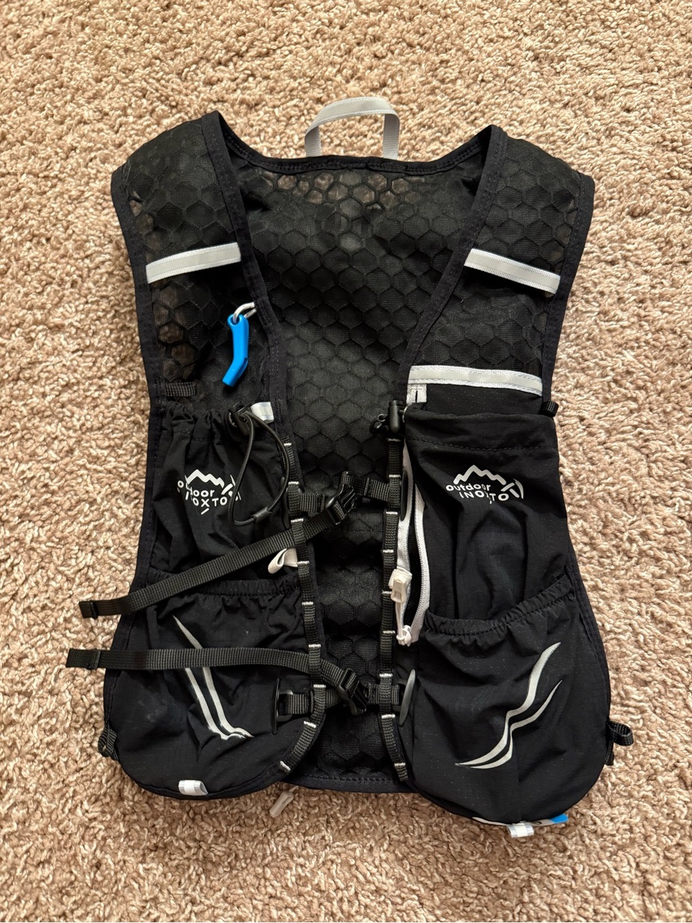 Inoxto Running Vest (One Size - Adjustable) with 2 Water Flasks Included